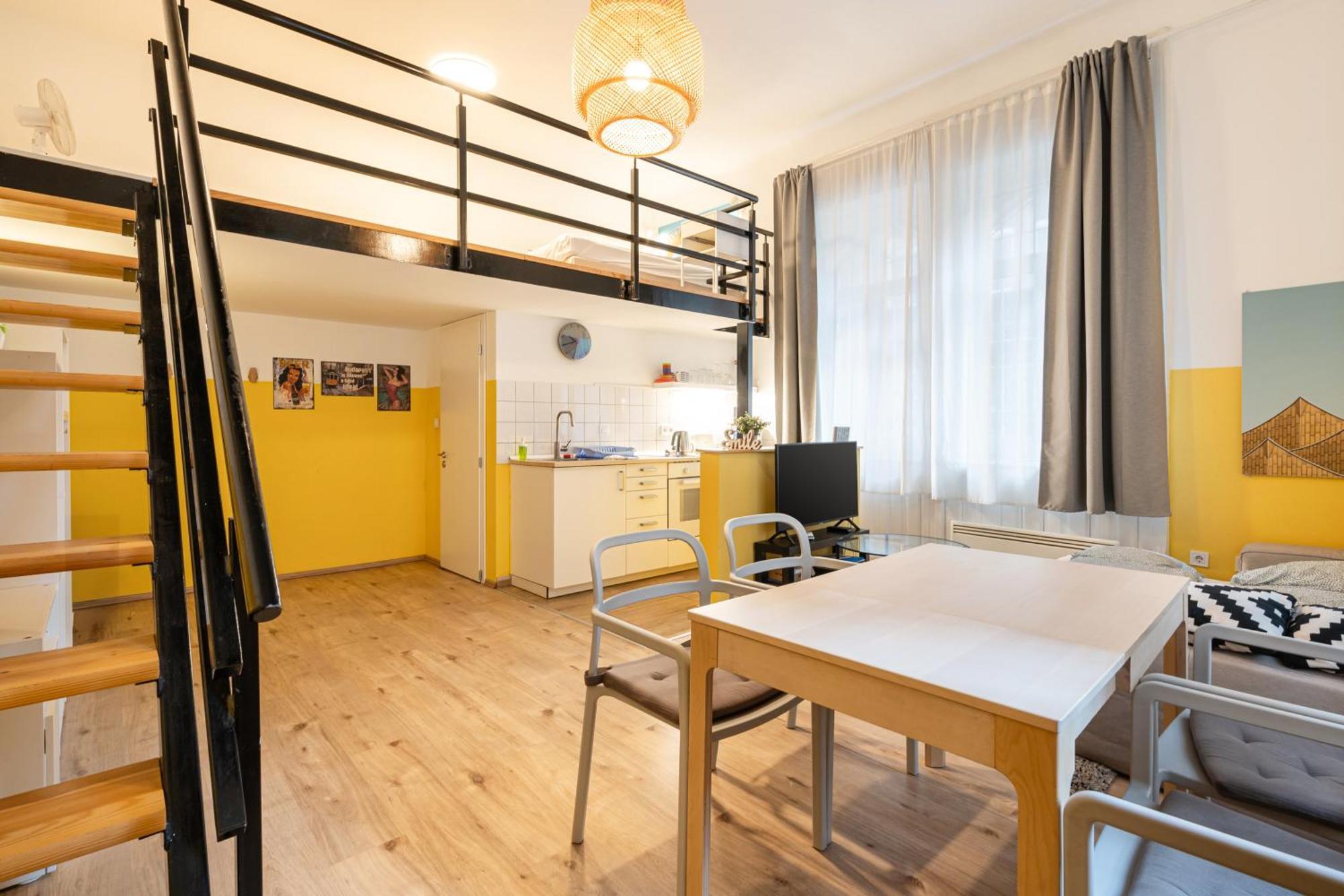 Charming Studio In The Heart Of The Jewish Quarter W41 Yellow Budapest Eksteriør billede